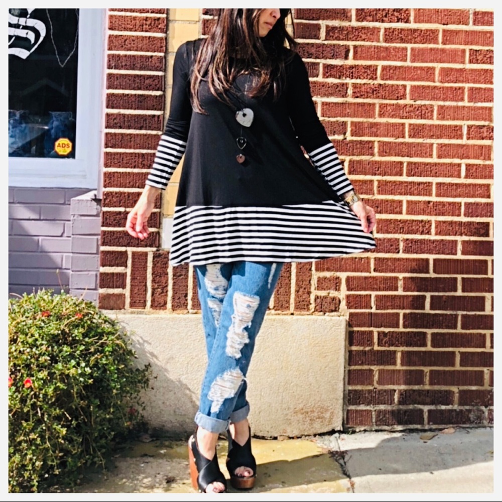 ✨LAST ONE✨block side pocket striped swing tunic - Picture 3 of 8